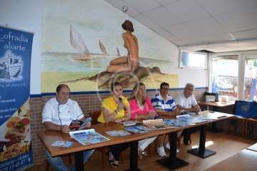 Presentación de las fiestas del muelle de Taliarte en honor de la Virgen del Carmen (Foto TA)